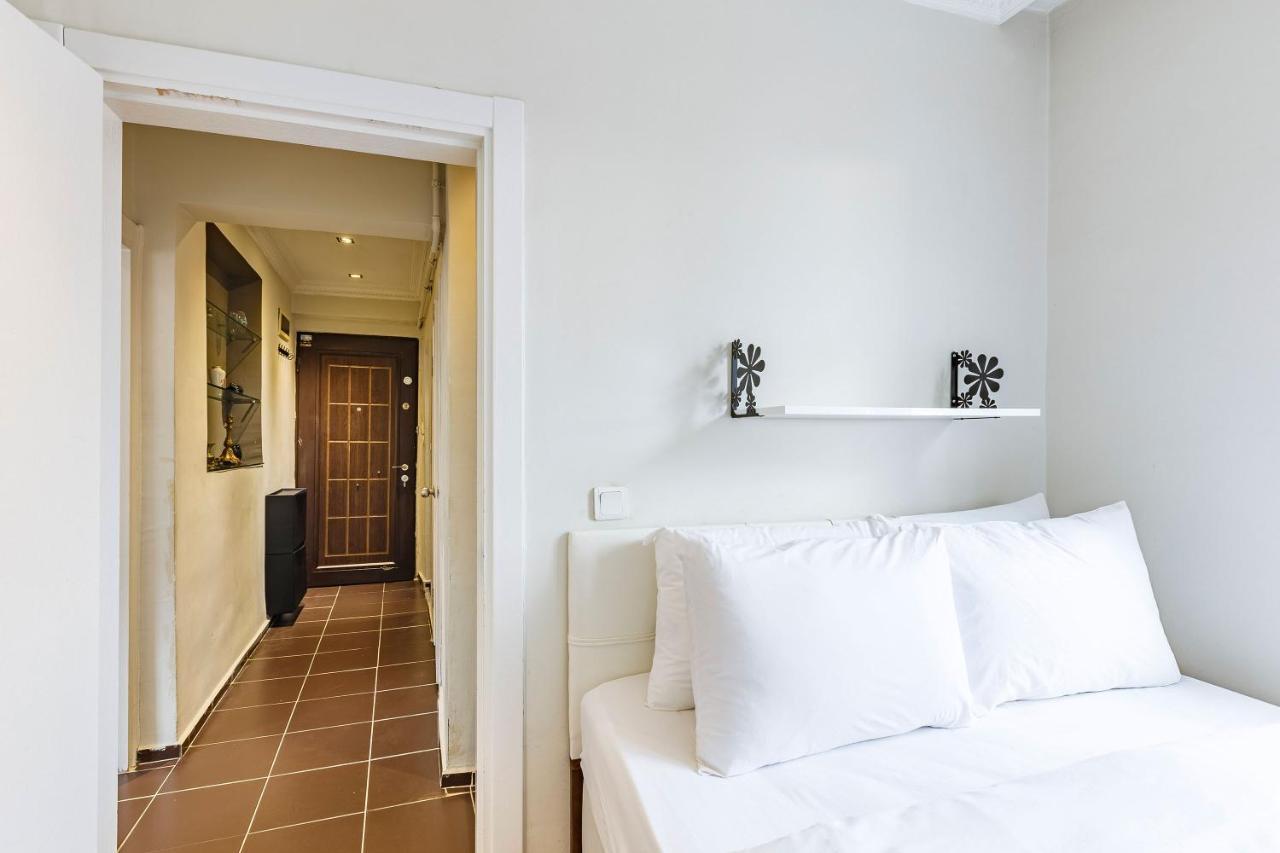 Taksim Rain Suite Istanbul Exterior photo