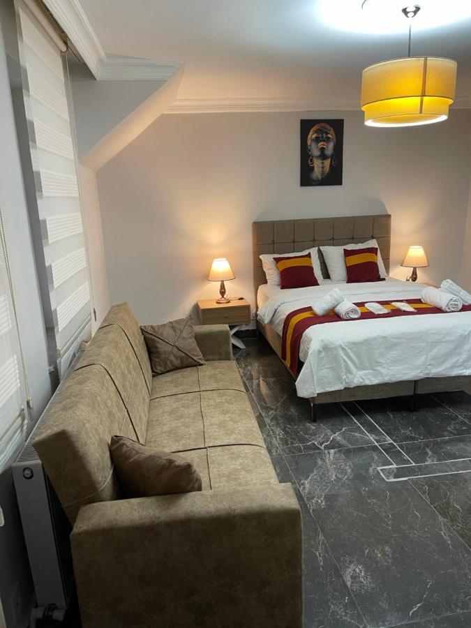 Taksim Rain Suite Istanbul Exterior photo